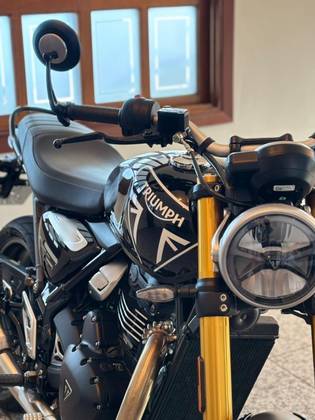 TRIUMPH SPEED 400 TRIUMPH SPEED 400